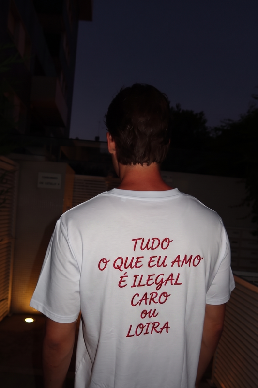 Camisa Oversized Ilegal Club